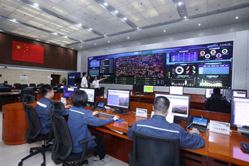 南方電網超高壓輸電公司電力科研院 生產指揮中心應時而立 引領高效與創新的新時代