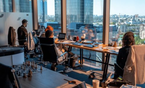 國(guó)際化學(xué)校也 內(nèi)卷 快樂(lè)教育真的存在嗎